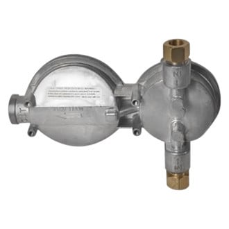 Camco® - 160.000 BTU Fixed Two Stage Horizontal LP Gas Regulator (1/4" Inlet x 3/8" FNPT Outlet)