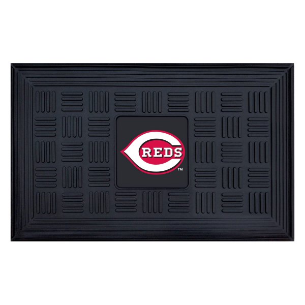 FanMats® - Cincinnati Reds 19.5" x 31.25" Ridged Vinyl Door Mat with "C Reds" Logo