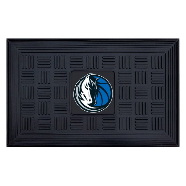 FanMats® - Dallas Mavericks 19.5" x 31.25" Ridged Vinyl Door Mat with "Maverick & Basketball" Logo