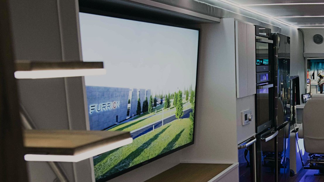 Crisp Images & Powerful Sound